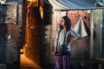 Taapsee's new pic says she's 'waiting for lockdown to get over'.