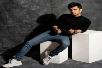 Amol Parashar.