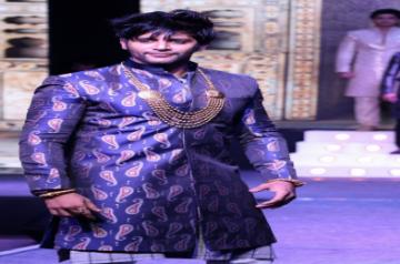 Mumbai, May 7 (IANS) Actor Karanvir Bohra is eagerly waiting for the launch of his web show, titled "The Casino".