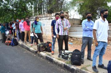 Bollywood concerned about plight of migrant labourers