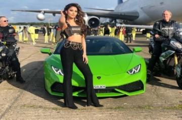 Urvashi Rautela shares some words of wisdom .