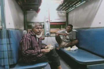 1187 migrant labours of Bihar board special train from Jaipur to Patna.