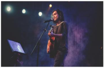 Singer-songwriter Nikhil Dsouza