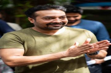 Mumbai, June 17 (IANS) Filmmaker Anurag Kashyap has penned a thank you note for actress Saiyami Kher, for being a part of his film "Choked: Paisa Bolta Hai", which was shot three years ago around the time of demonetisation in India.