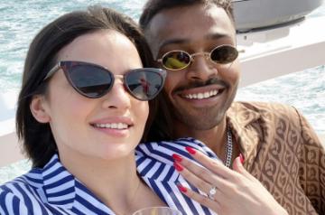 Mumbai, June 18 (IANS) Serbian dancer-actress Natasa Stankovic was in for a pleasant surprise from her fiance, Indian all-rounder Hardik Pandya.
