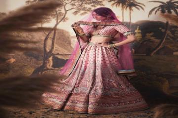 Tarun Tahiliani creation