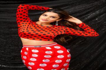 Nidhhi Agerwal
