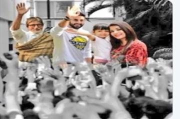 Amitabh shares family photo, says 'We hear your prayers'.
