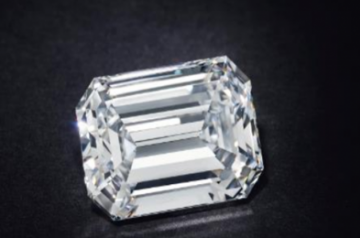 Christie achieve world record price for a jewel sold in an online auction