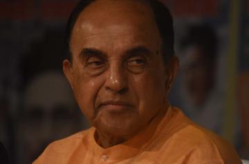 Mumbai: BJP leader Subramanian Swamy pays tributes to Swatantryaveer Savarkar death anniversary on his death anniversary, in Mumbai on Feb 27, 2020. (Photo: IANS)