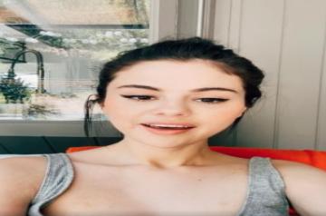 Selena Gomez flaunts kidney transplant scar