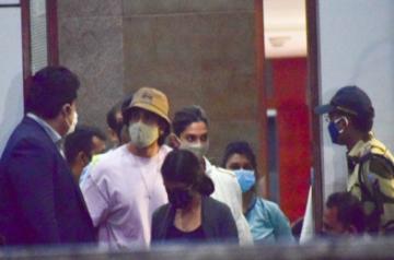 Mumbai: Actor couple Ranveer Singh and Deepika Padukone seen at the Chhatrapati Shivaji Maharaj International Airport after they returned to Mumbai from Goa, on Sep 24, 2020. The Narcotics Control Bureau (NCB) has summoned actress Deepika Padukone in a drug case related to the death of actor Sushant Singh Rajput. (Photo: IANS)