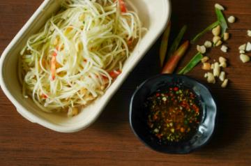 Raw Papaya Salad 2 