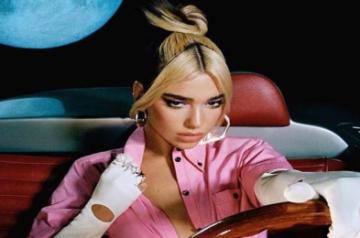 Dua Lipa cuts down smoking to protect voice.