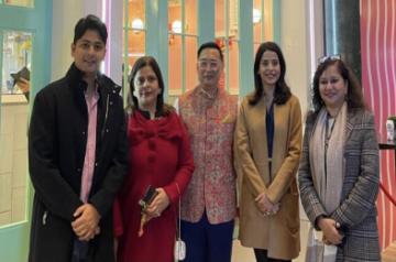 From L to R- Pranay Bahl, Anita Sinha H.E Simon Wong, Avantika Sinha and Pushpa Bector at Mai Bao Launch.