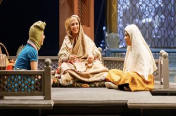 Beni Bai with Vidya and Ameena