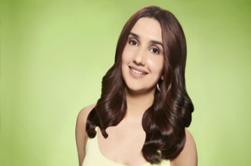 Slay the Festive Season with Swag: Glaze your hair with a Stay-On Shine to carry the #GlassHair trend effortlessly