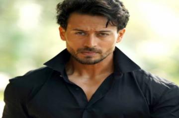 Tiger Shroff joins the clan of 'KGF', 'RRR' for advance openings