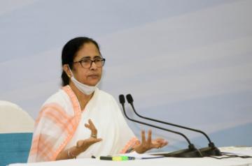 Invest in Bengali cinema, Mamata appeals to investors
