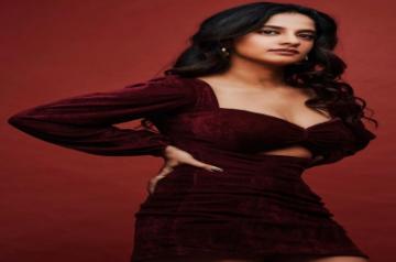 'Ranjha' hitmaker Jasleen Royal chuffed with response to 'Runway 34' album