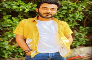 Worship Khanna.