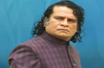 Popular stage and film actor Hareesh Perady.