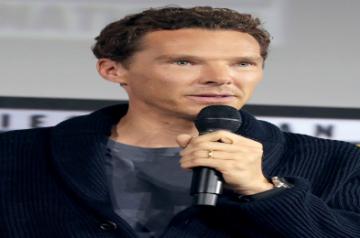 Benedict Cumberbatch .