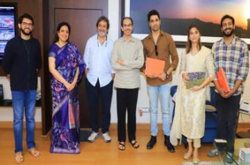 Team 'Major' meets Maharashtra CM Uddhav Thackeray.