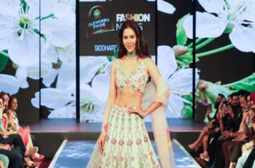 Blenders Pride Fashion Nights | Sonam Bajwa