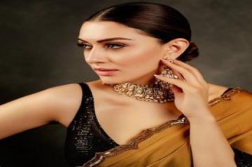 Hansika pens emotional post to fans as her 50th film 'Maha' hits screens