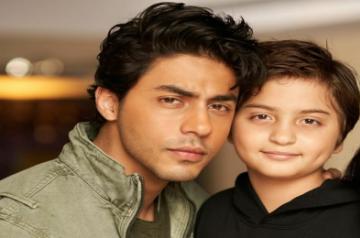 Aryan Khan breaks social media hiatus, posts Insta pics with sibling