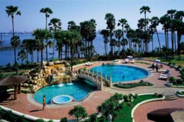 Taj Lands End, Mumbai