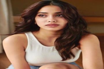 Janhvi Kapoor.