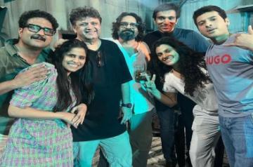 Saiyami, Pratik Gandhi, Divyenndu wrap up fire-fighter film 'Agni'.(photo:instagram)