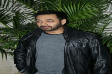 Hiten Paintal on bonding with his famous dad: We share, discuss everything