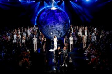 Gaurav Gupta's show at LFW x FDCI