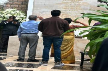 Actor Adivi Sesh pays his respects at the 26/11 memorial alongside Major Unnikrishnan's  family