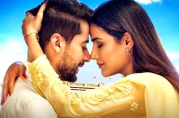 Vikram Bhatt music video.