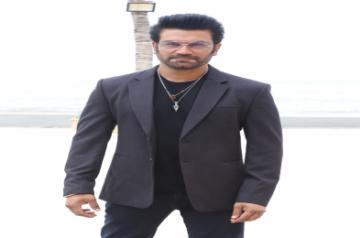 Mumbai : Actor Sharad Kelkar spotted during the promotion of their upcoming movie 'Operation Romeo' in Mumbai on Monday, April 11, 2022. (Photo: Sanjay Tiwari/ IANS)