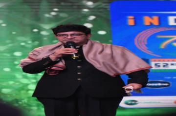 Panaji : Indian Film Personality of the year awarded to Prasoon Joshi by Anurag Thakur during the 52nd IFFI Closing Ceremony at Shyama Prasad Mukherjee Indoor Stadium in Goa on Sunday 28 November 2021. (Photo: Atish Naik/IANS)