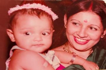 Pooja Kumar pens wonderful tribute to late mom on her b'day!.