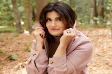 Idina Menzel