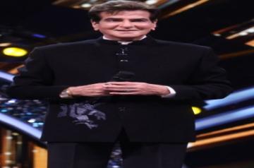 Jeetendra remembers how his mother brought food on sets of 'Sehra'.