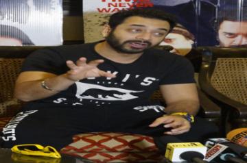 New Delhi: Actor Hiten Paintal during the promotion of their upcoming film "30 Minutes" in New Delhi on Nov 4, 2016. (Photo: IANS)