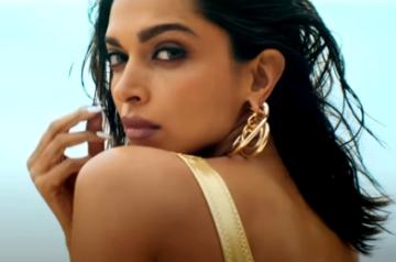 Besharam Rang Song- Pathaan-Shah Rukh Khan - Deepika Padukone.