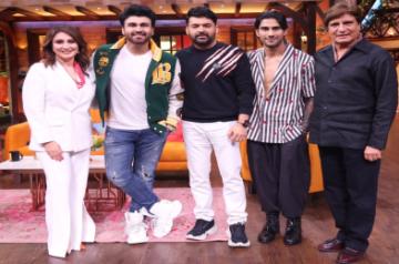 When Raj Babbar had a hard time picking dance steps for a 'Hum Paanch' sequence.