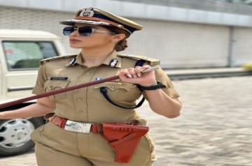 Laxmi Raai goes de-glam for her cop avatar in Malayalam film 'DNA'