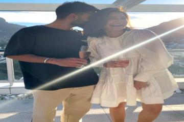 Virat wishes his 'everything' Anushka on b'day: Love you through thick, thin.