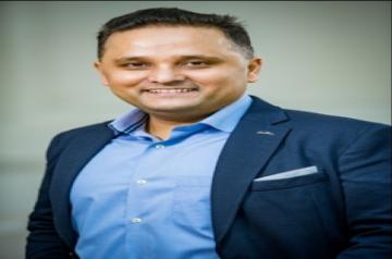 Best-selling author Amish Tripathi gets married in London