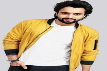Jackky Bhagnani set to join action universe with 'Bade Miyan Chote Miyan'